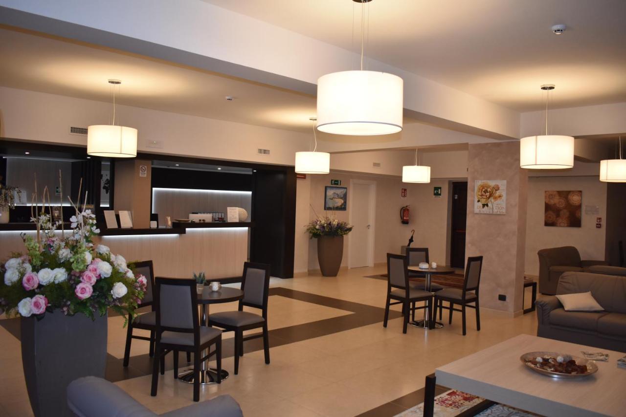 Miramare Scilla Gyh Luxury Hotell Exteriör bild